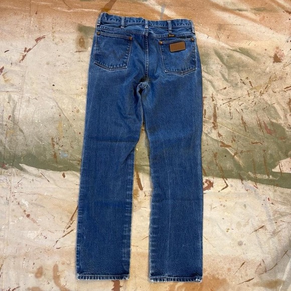 Vintage made in the USA dark wash wrangler jeans Measure 30x30 - Picture 4 of 6